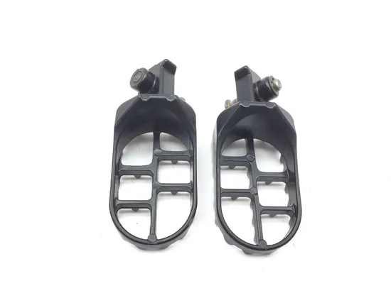 Left Right Set Passenger Peg Bracket 1998 Kawasaki Vulcan 800 VN800A 2856A x