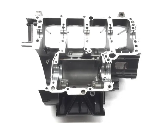 Upper Lower Center Cases Case 2005 Yamaha YZF R1 Raven 2858A x