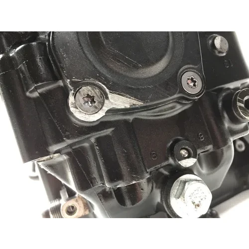 Upper Lower Center Cases Case 2005 Yamaha YZF R1 Raven 2858A x 5
