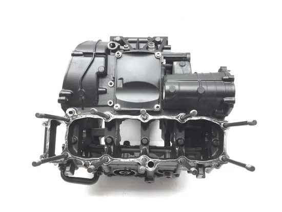 Upper Lower Center Cases Case 2005 Yamaha YZF R1 Raven 2858A x