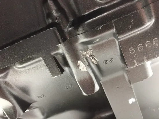 Upper Lower Center Cases Case 2005 Yamaha YZF R1 Raven 2858A x