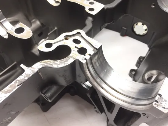 Upper Lower Center Cases Case 2005 Yamaha YZF R1 Raven 2858A x