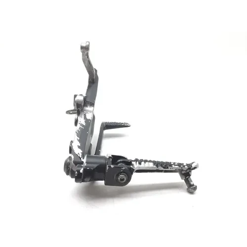 Right Rearset Brake Bracket Foot Peg 2005 Yamaha YZF R1 Raven 2858A x 5