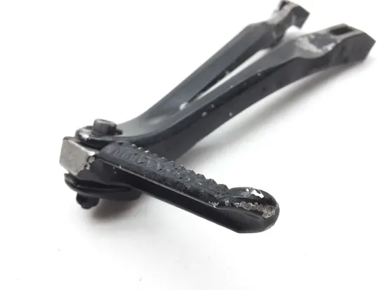 Left Rear Back Passenger Peg Bracket Side 2005 Yamaha YZF R1 Raven 2858A x