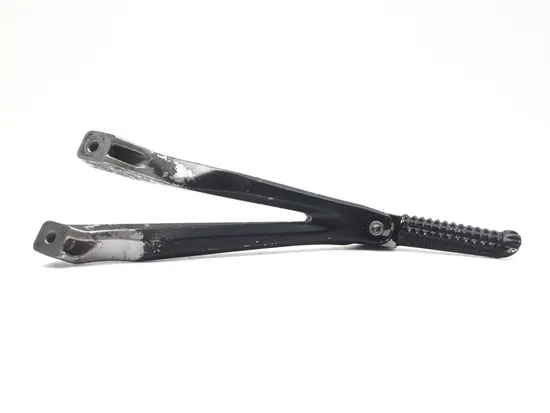 Left Rear Back Passenger Peg Bracket Side 2005 Yamaha YZF R1 Raven 2858A x