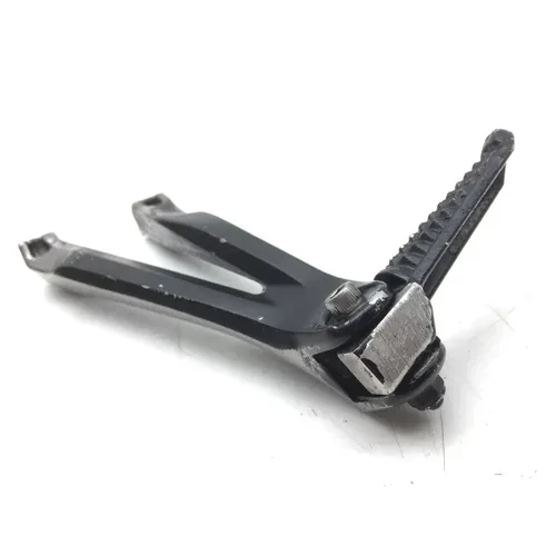 Left Rear Back Passenger Peg Bracket Side 2005 Yamaha YZF R1 Raven 2858A x 11