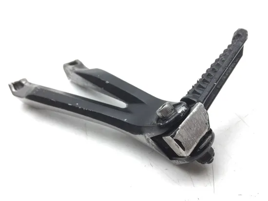 Left Rear Back Passenger Peg Bracket Side 2005 Yamaha YZF R1 Raven 2858A x