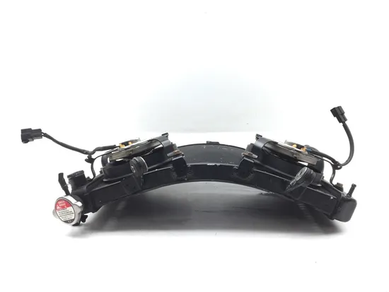 Radiator Cooling Front Fluid with Fan 2005 Yamaha YZF R1 Raven 2858A