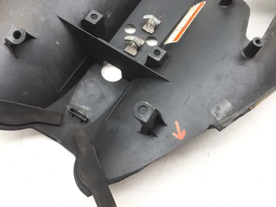 Rear Tail Under Fairing 2005 Yamaha YZF R1 Raven 2858A x