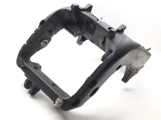 Main Frame Chassis CLN Ready To Go 2005 Yamaha YZF R1 Raven 2858A