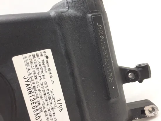 Main Frame Chassis CLN Ready To Go 2005 Yamaha YZF R1 Raven 2858A