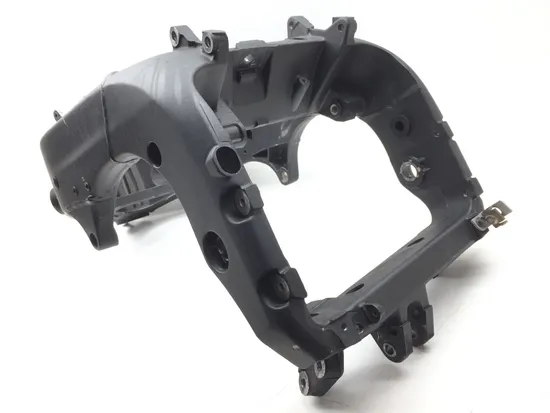 Main Frame Chassis CLN Ready To Go 2005 Yamaha YZF R1 Raven 2858A