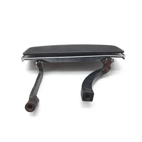 Left Driver Floorboard 2008 Harley-Davidson Electra Glide Classic FLHTC 2855A x 11