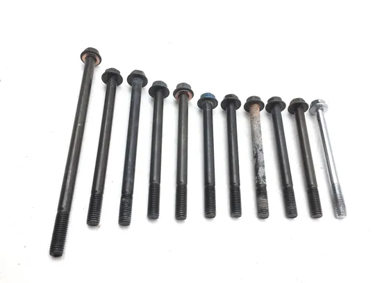 Engine Left Right Center Case Bolts 2006 Suzuki Boulevard C50C 2847A x