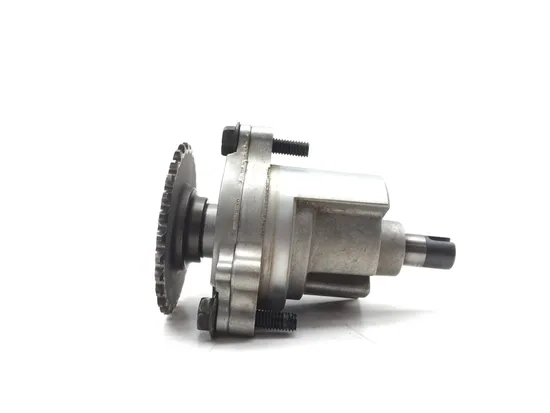 Engine Oil Pump Assembly 2006 Suzuki Boulevard C50C 2847A