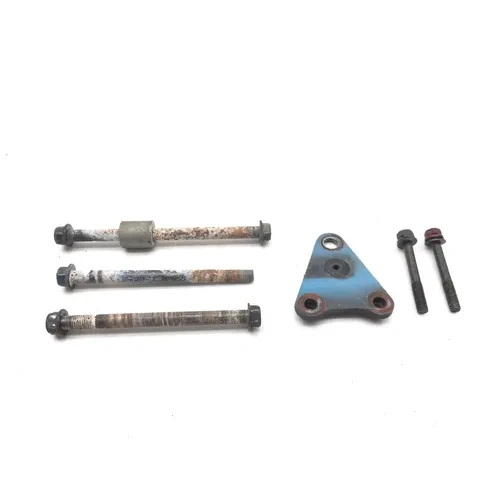 Engine Motor Mounts 2006 Suzuki Boulevard C50C 2847A x 3