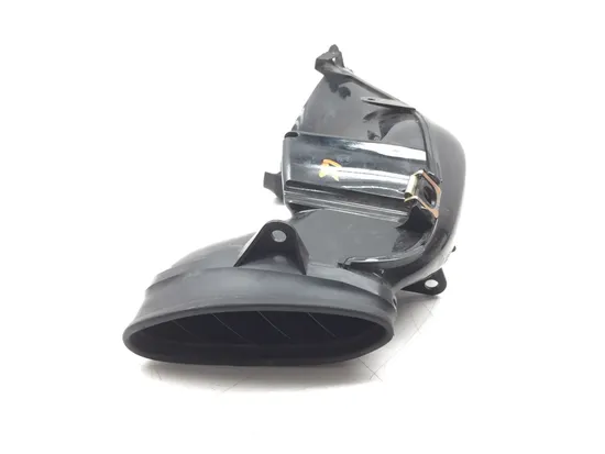 Right Ram Air Intake Duct Tube 2005 Yamaha YZF R1 Raven 2858A