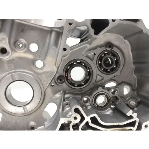 Engine Left Right Center Cases 2016 Can-Am Spyder ST-S SE5 2757A x 19