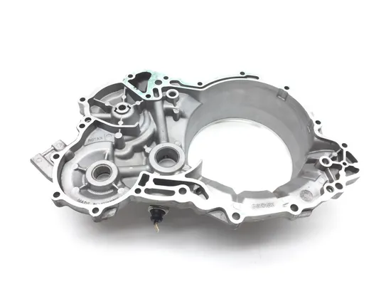 Engine Inner Clutch Cover 2016 Can-Am Spyder ST-S SE5 2757A