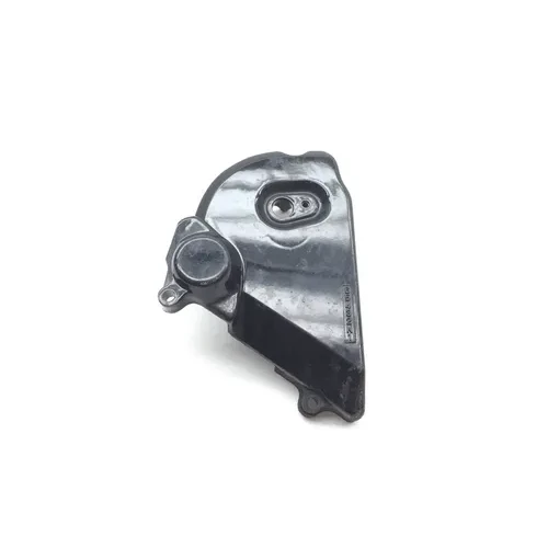 Engine Sprocket Cover 2000 Suzuki TL1000S 2845A x 3