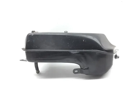 Engine Oil Tank 2003 Aprilia ETV1000 Caponord 2844A