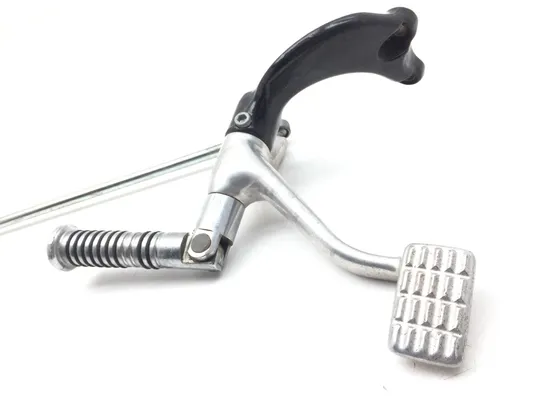 Right Forward Control 2004 Harley-Davidson Sportster 1200 Custom XL1200C 2861A x