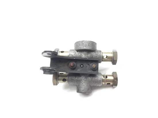 Engine Oil Lines 1996 BMW R1100RTL 2782A