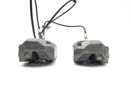 Left Right Front Brake Calipers Pads Set 2017 Ducati Multistrada 950 2866A