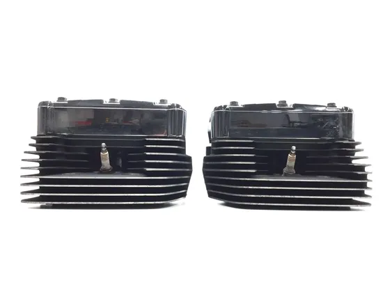 Front Rear Cylinder Head Set 2002 Harley-Davidson Road King FLHR 2881A x