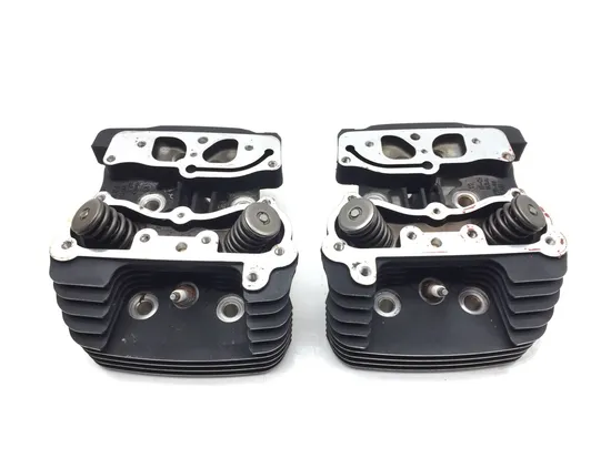 Front Rear Cylinder Head Set 2002 Harley-Davidson Road King FLHR 2881A x