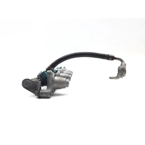 Engine Fuel Priming Rail 2007 Honda CBR1000RR 2877A 7