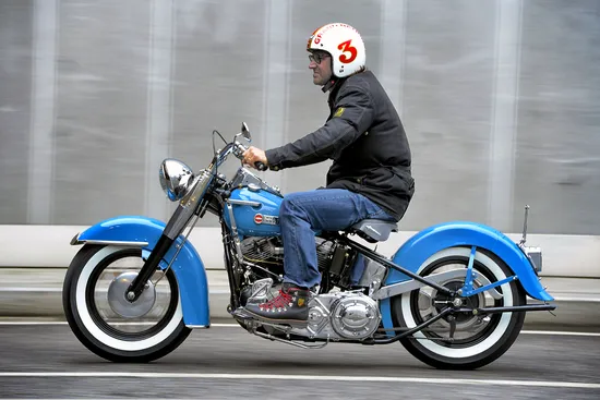 Metzeler ME 888 Marathon Ultra V-Twin 120/70B21 Front Bias Tire 68H TL 3