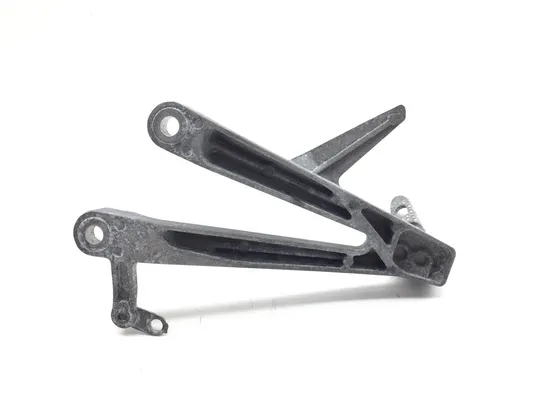 Right Rear Back Passenger Peg Bracket Side 2007 Honda CBR1000RR 2877A x