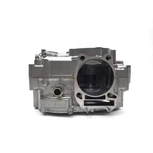 Engine Left Right Center Cases 1990 Suzuki DR350 2808A 7