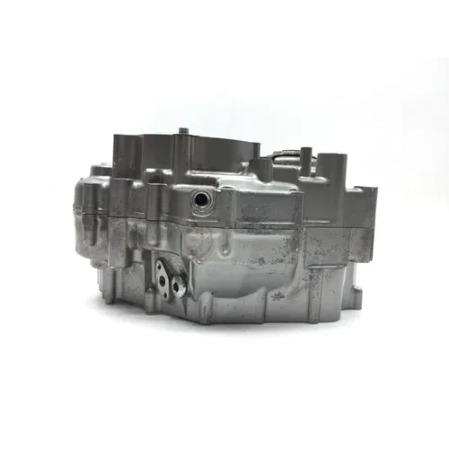 Engine Left Right Center Cases 1990 Suzuki DR350 2808A 5