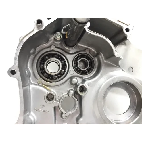Engine Left Right Center Cases 1990 Suzuki DR350 2808A 19