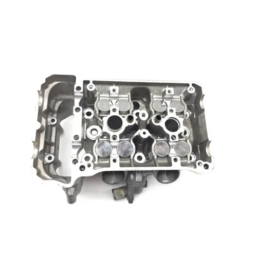 Cylinder Head Complete W Cams Rear 2001 Honda Interceptor 800 VFR800F 2873A x 13