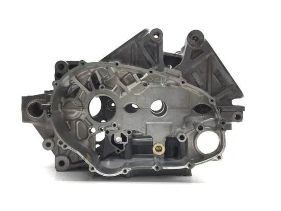 Upper Lower Center Cases Case 2001 Honda Interceptor 800 VFR800F 2873A