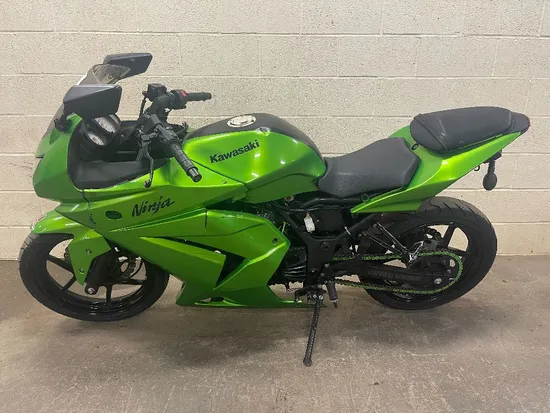 Engine Cylinder Head Complete W Cams Valves 12 Kawasaki Ninja 250R EX250J 2871A