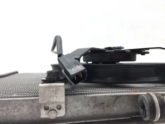 Radiator Cooling Front Fluid W  Fan 2013 Kawasaki Ninja 1000 ZX1000H ABS 2874A x