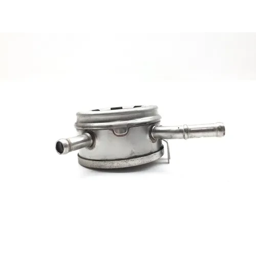 Engine Oil Cooler 2001 Kawasaki Ninja ZX6R ZX600J 2876A 11