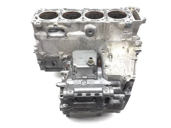 Upper Lower Center Cases Case 2004 Suzuki GSXR600 2875A