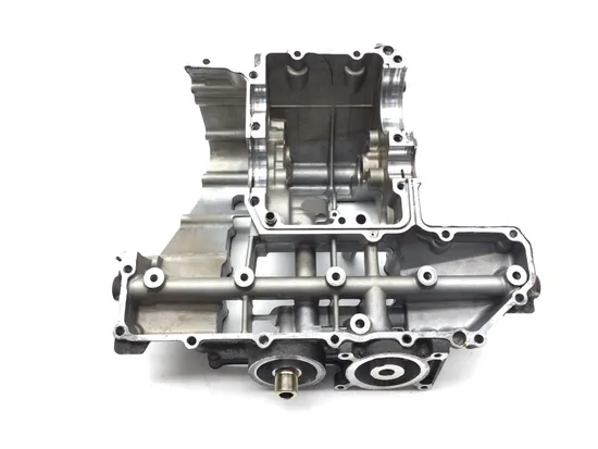 Upper Lower Center Cases Case 2004 Suzuki GSXR600 2875A