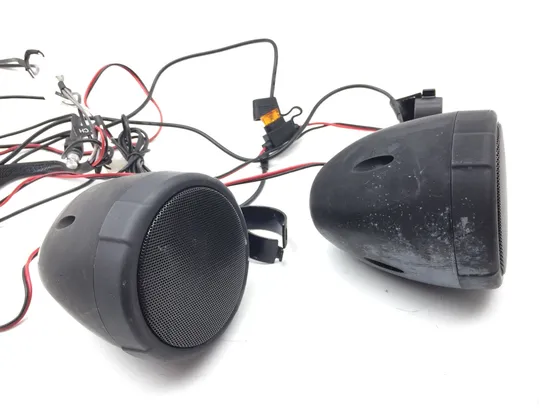 Boss Speakers w Scosche Amp 2000 Harley-Davidson Sportster 1200 XLH1200 2880A x