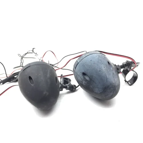Boss Speakers w Scosche Amp 2000 Harley-Davidson Sportster 1200 XLH1200 2880A x 7