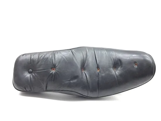 Seat 1991 Harley-Davidson Sportster 1200 XLH1200 2879A x