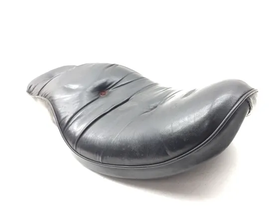 Seat 1991 Harley-Davidson Sportster 1200 XLH1200 2879A x