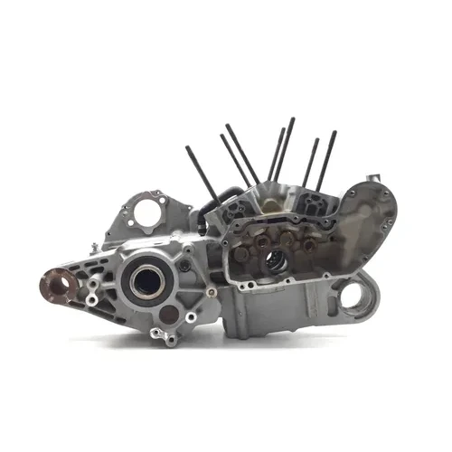 Engine Left Right Center Cases 2004 Harley Sportster 883 Custom XL883C 2883A 7