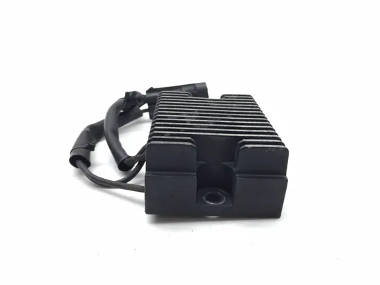 Ignition Voltage Regulator 2004 Harley Sportster 883 Custom XL883C 2883A x