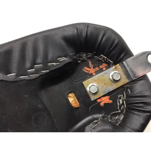 Seat 2004 Harley-Davidson Sportster 883 Custom XL883C 2883A x 21